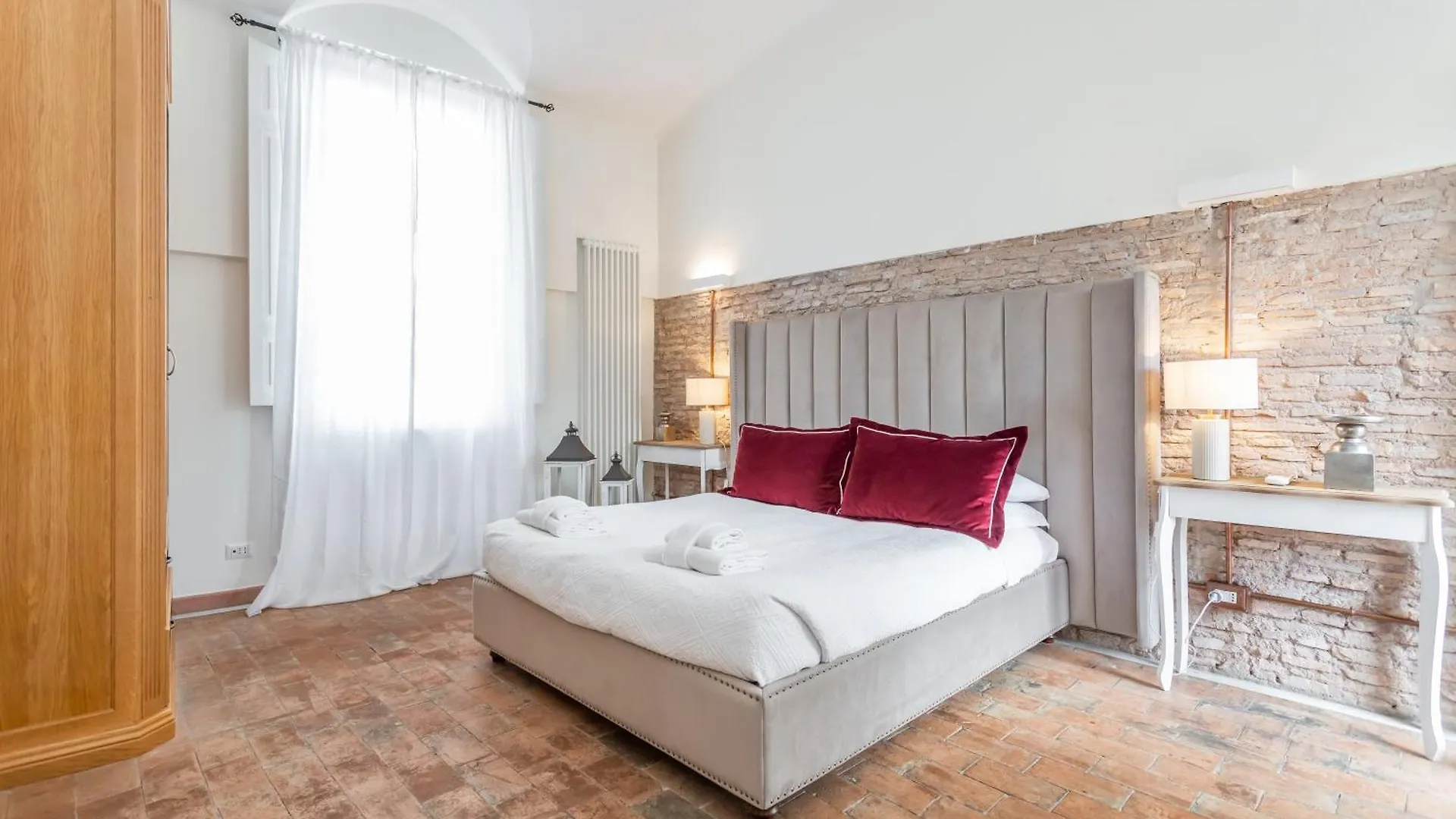 Roma Maxima: Amazing View Of The Roman Forum Apartment